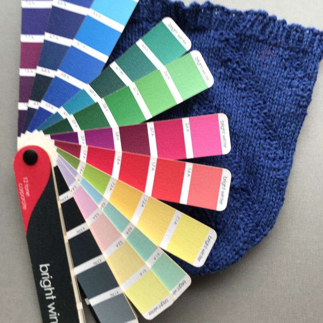 blue hat Blue hat with Bright Winter colour fan